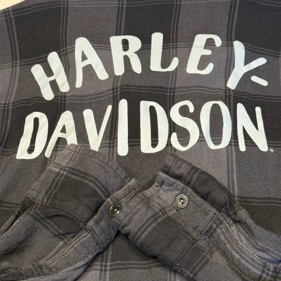Harley-Davidson Black Plaid Button-Up Shirt - Size Medium - Picture 14 of 15